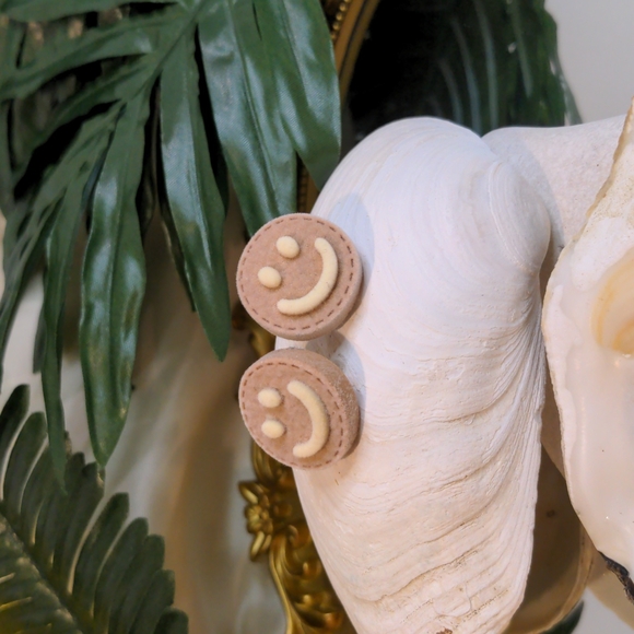 🍑Friendly Emoji Smiley Face Earrings One Size - Picture 3 of 10